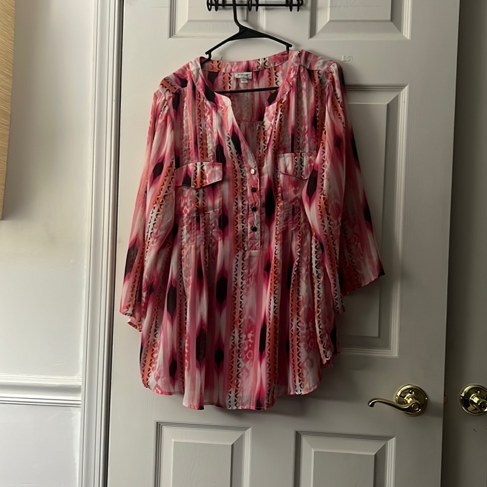 Plus size Avenue long sleeve shirt with gold buttons and pockets